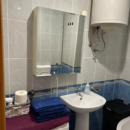 Latinovic 36 Apartment *